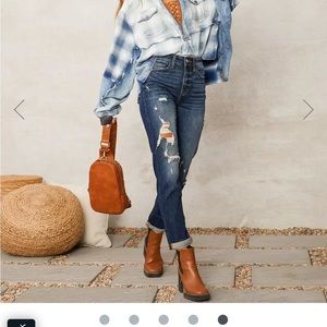 Willow & Root The Mom Jean from the Buckle. Size 24, dark wash.